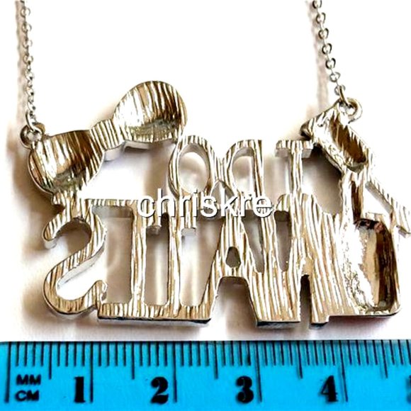 Nail Tech Cosmetology Stylist Necklace Gift I DO NAILS Mary Kay Silver Plated - Picture 8 of 8